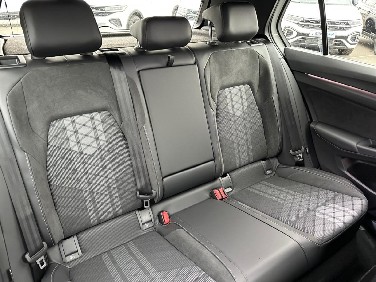 Volkswagen Golf – Bild 7