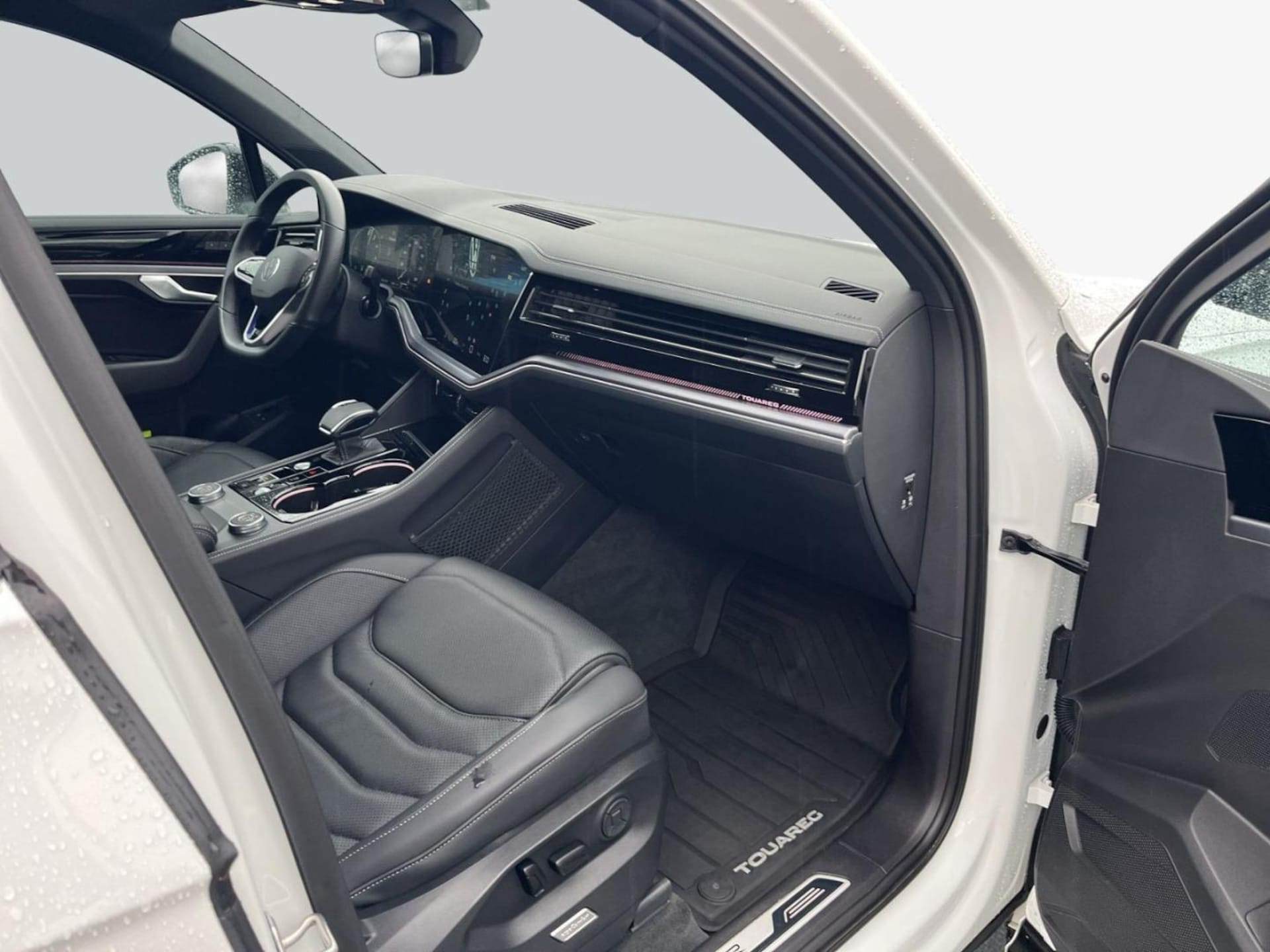Volkswagen Touareg R