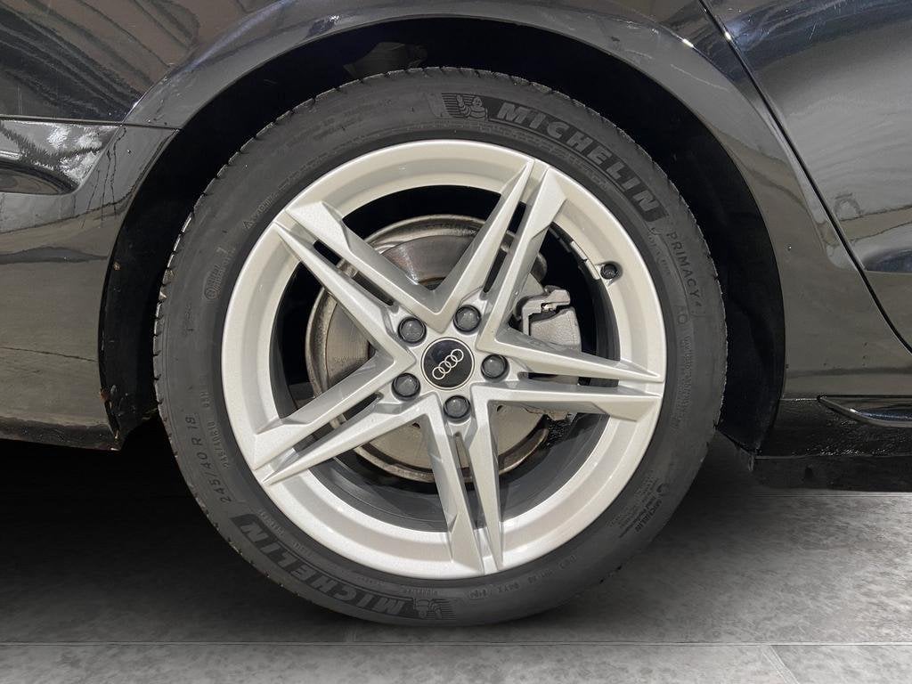 Image about Audi A4 Avant S line edition 40 TDI quattro 150 kW (204 CV) S tronic