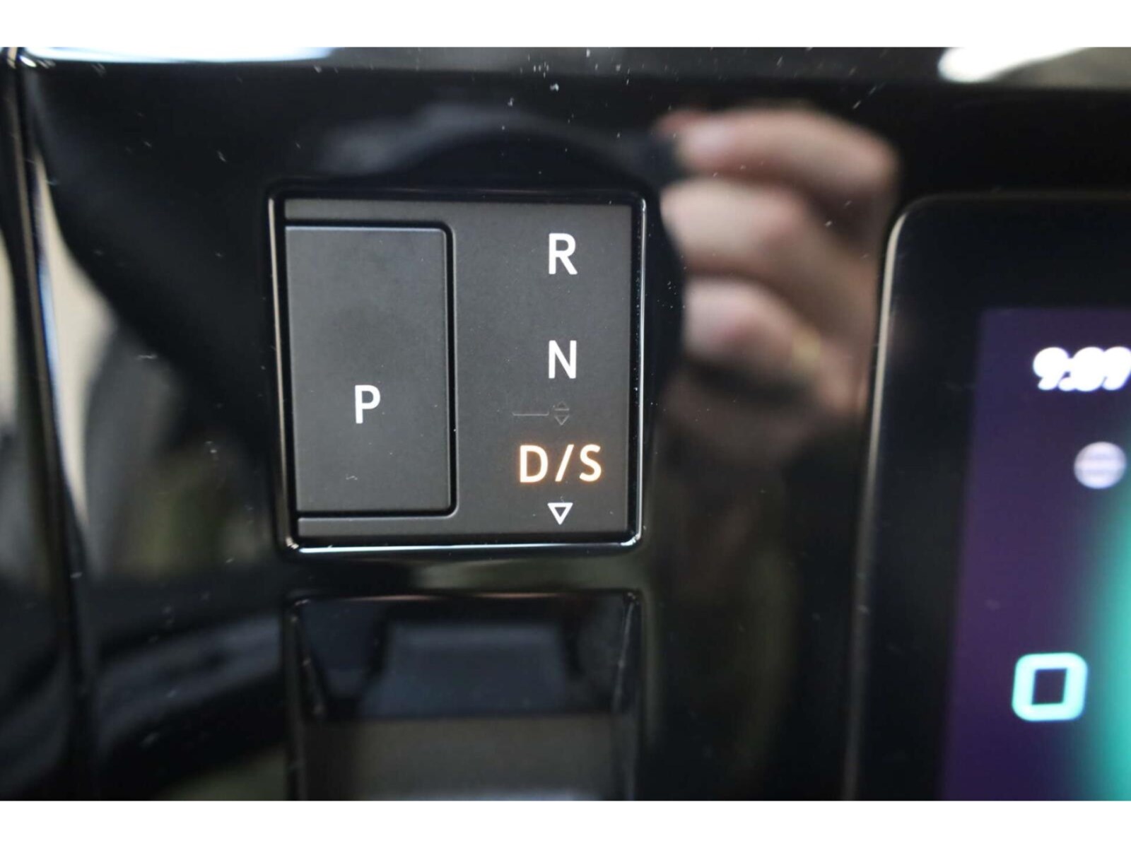 Volkswagen Multivan Langversion – Bild 13