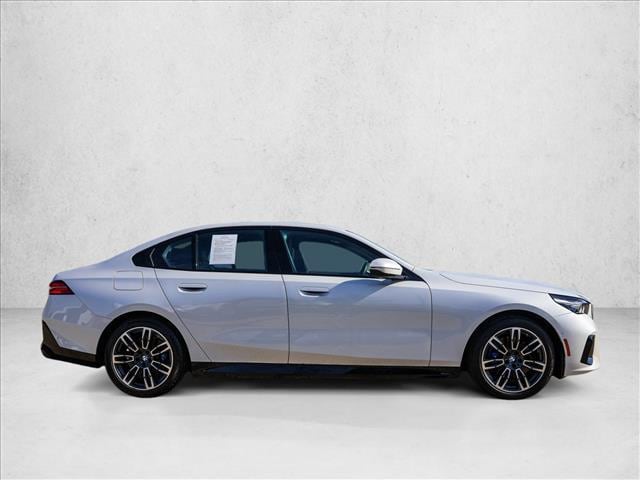 2026 BMW 530i