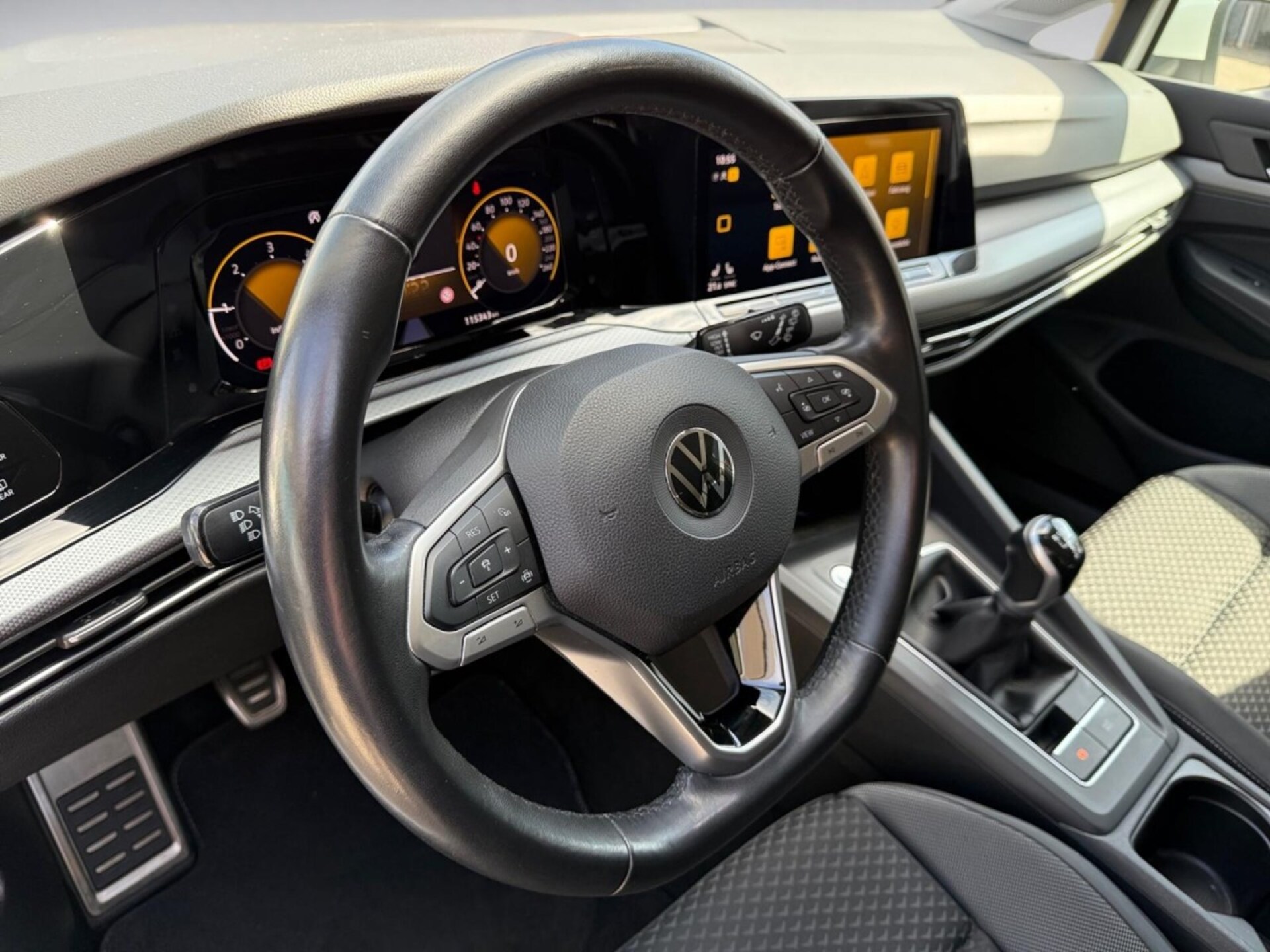 Volkswagen Golf Active