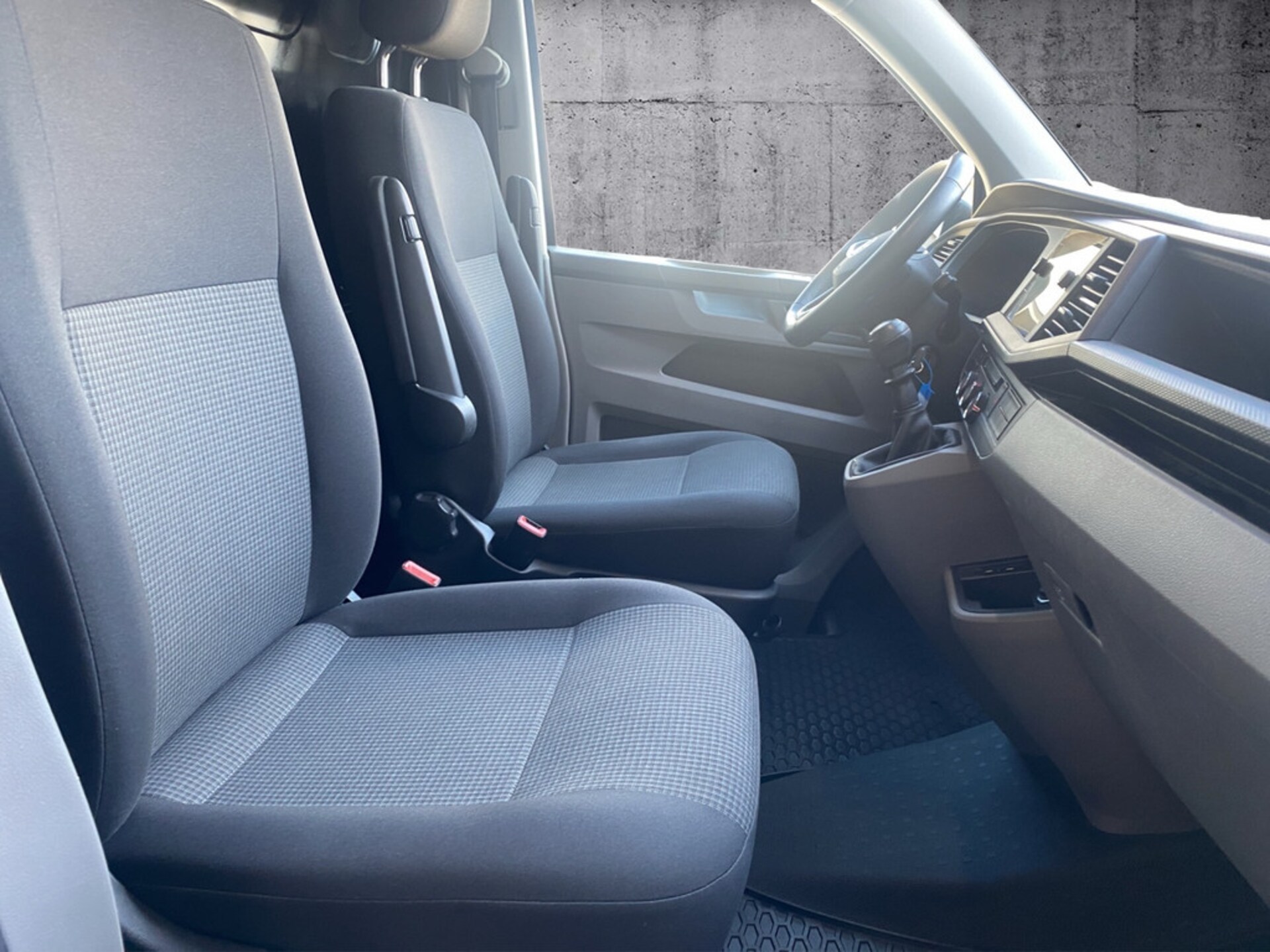 Volkswagen T6.1 Transporter Kasten kurzer Radstand
