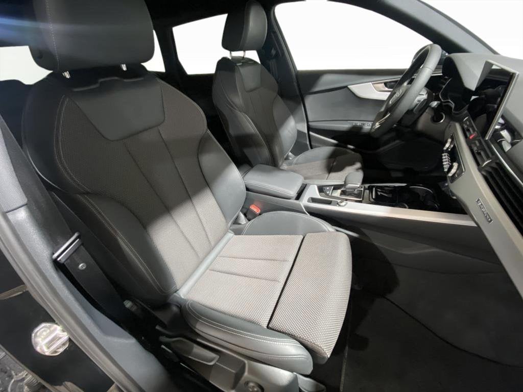 Image about Audi A4 Avant S line edition 40 TDI quattro 150 kW (204 CV) S tronic
