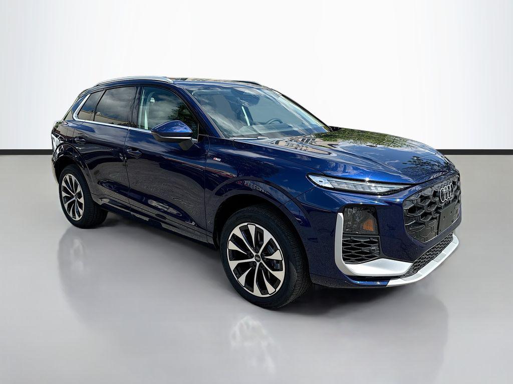 2026 Audi Q3 S line quattro's photo