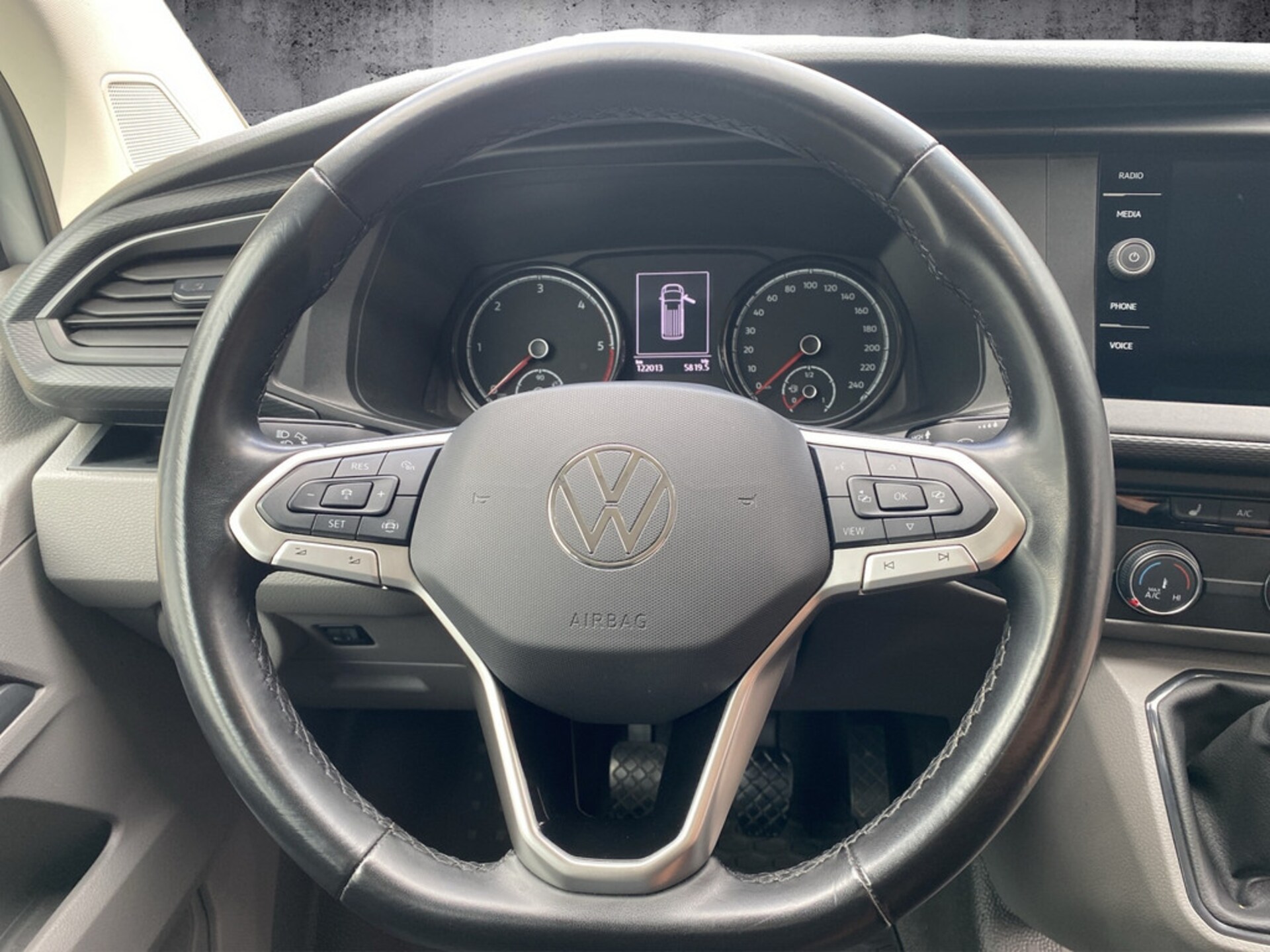 Volkswagen T6.1 Transporter Kasten kurzer Radstand