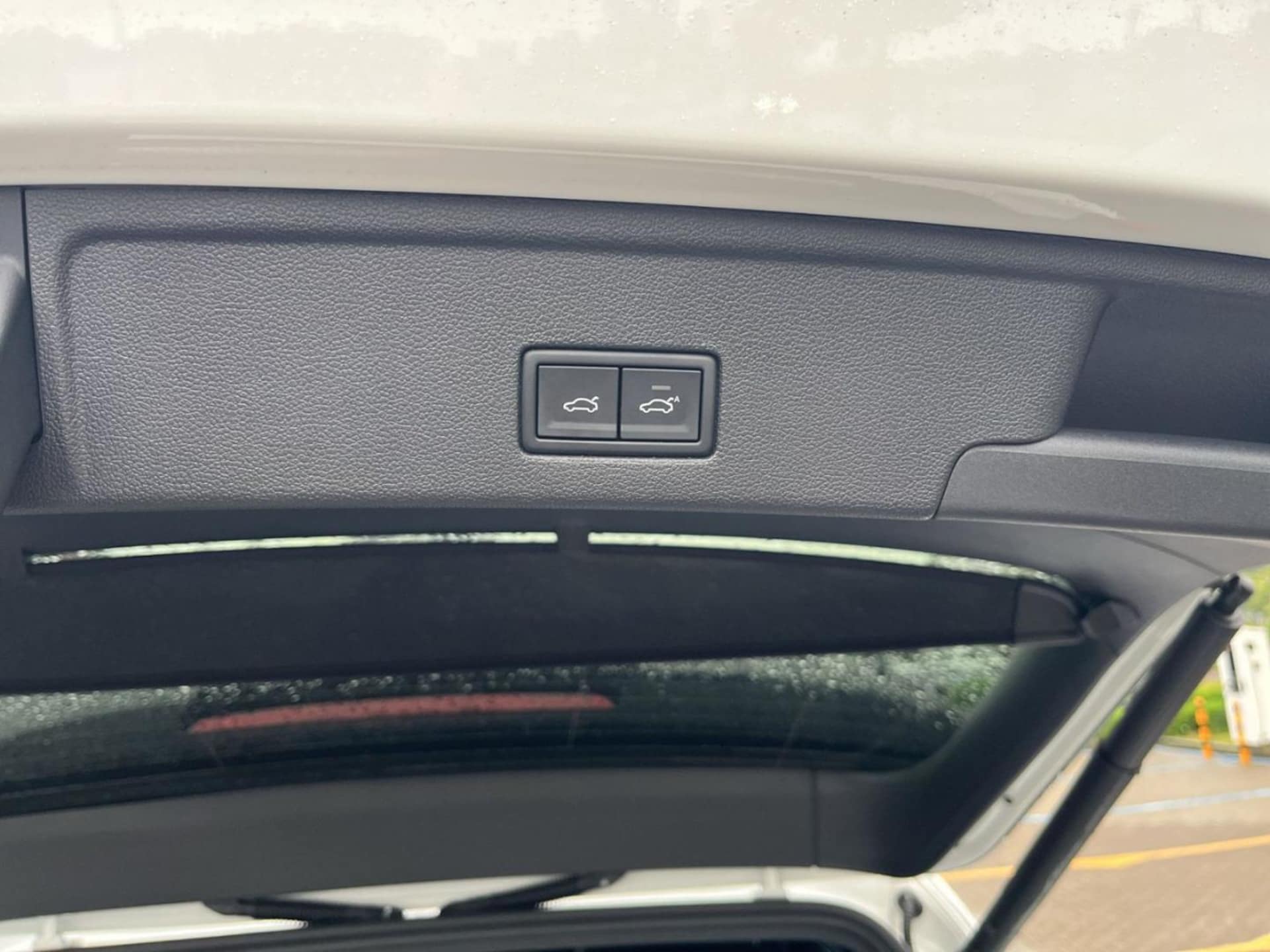 Volkswagen Touareg R