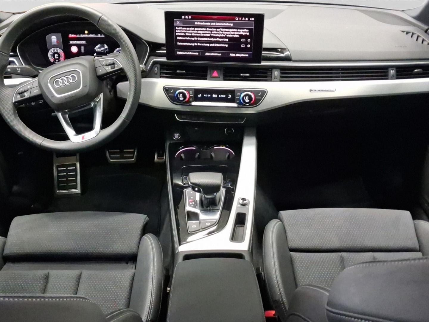 Bild über Audi A4 Avant S line 40 TFSI quattro S tronic - für weitere Informationen kontaktieren Sie den Audi Partner