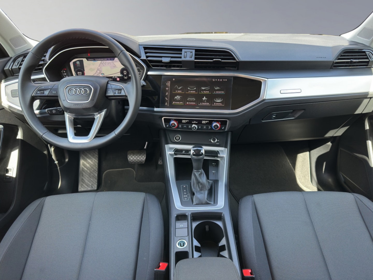 Bild über Audi Q3 advanced 35 TDI S tronic - für weitere Informationen kontaktieren Sie den Audi Partner