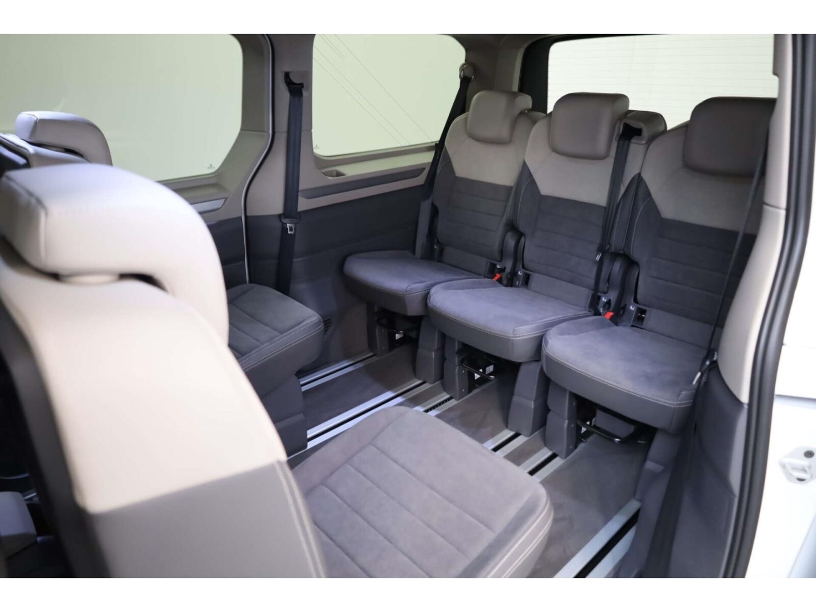 Volkswagen Multivan Langversion – Bild 15