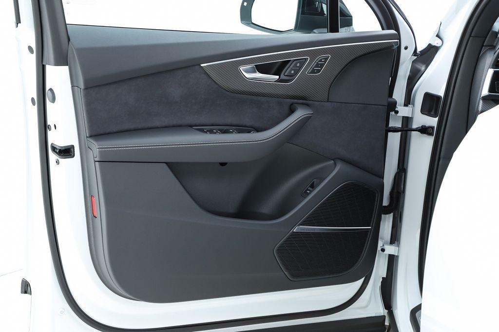 2026 Audi SQ7 Premium Plus - Photo 38