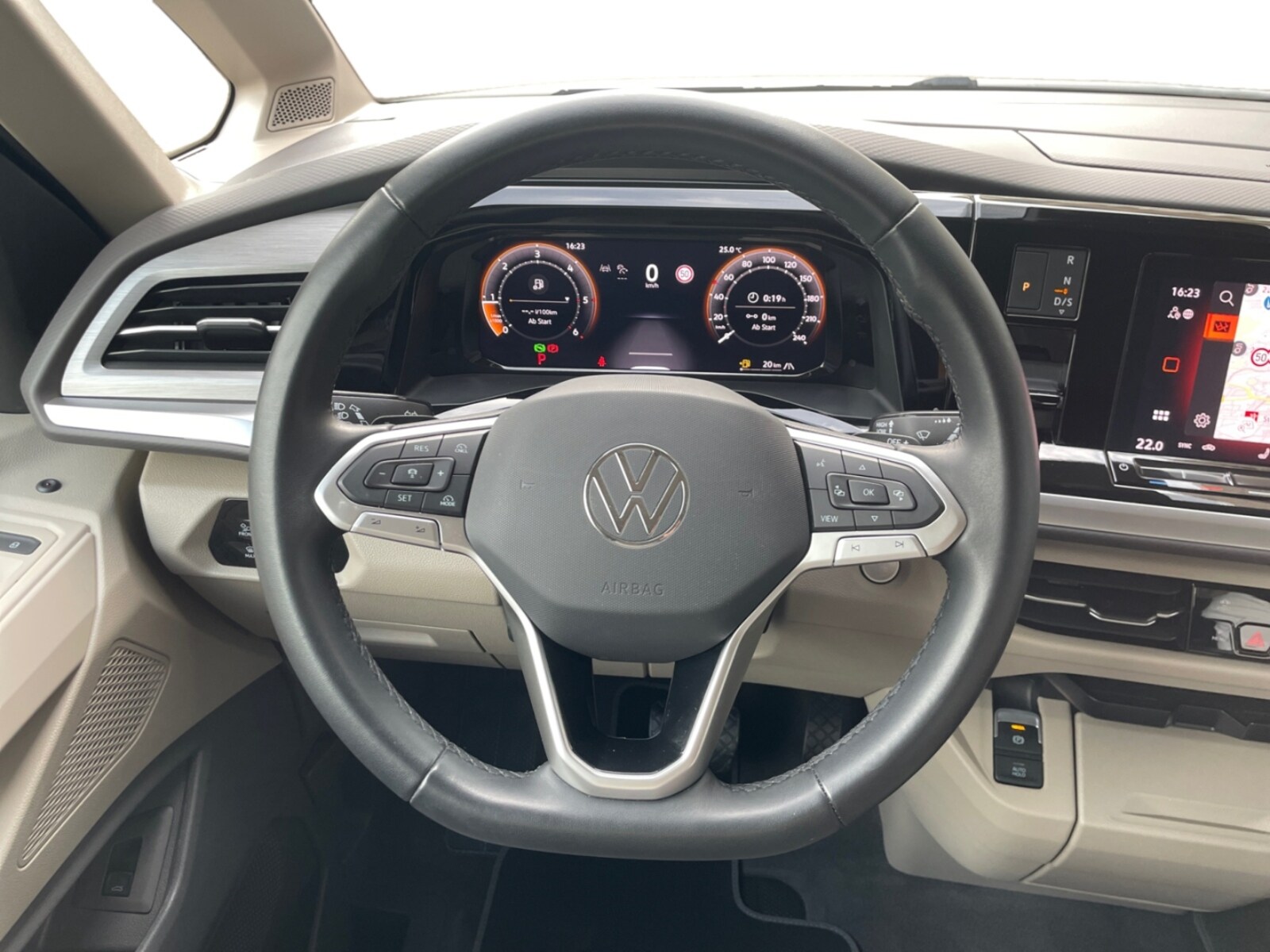 Volkswagen Multivan Langversion – Bild 12