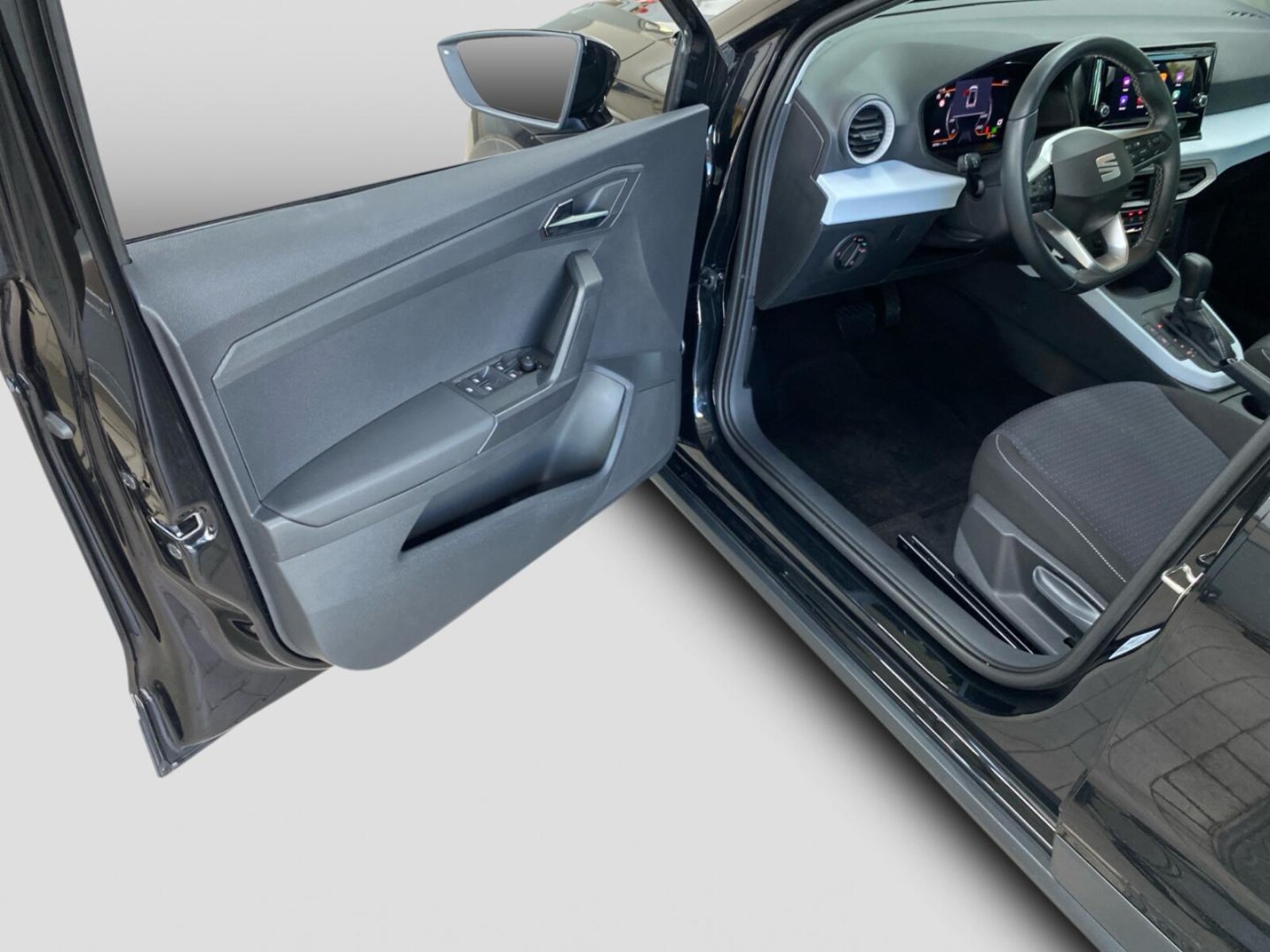 SEAT Arona – Bild 13