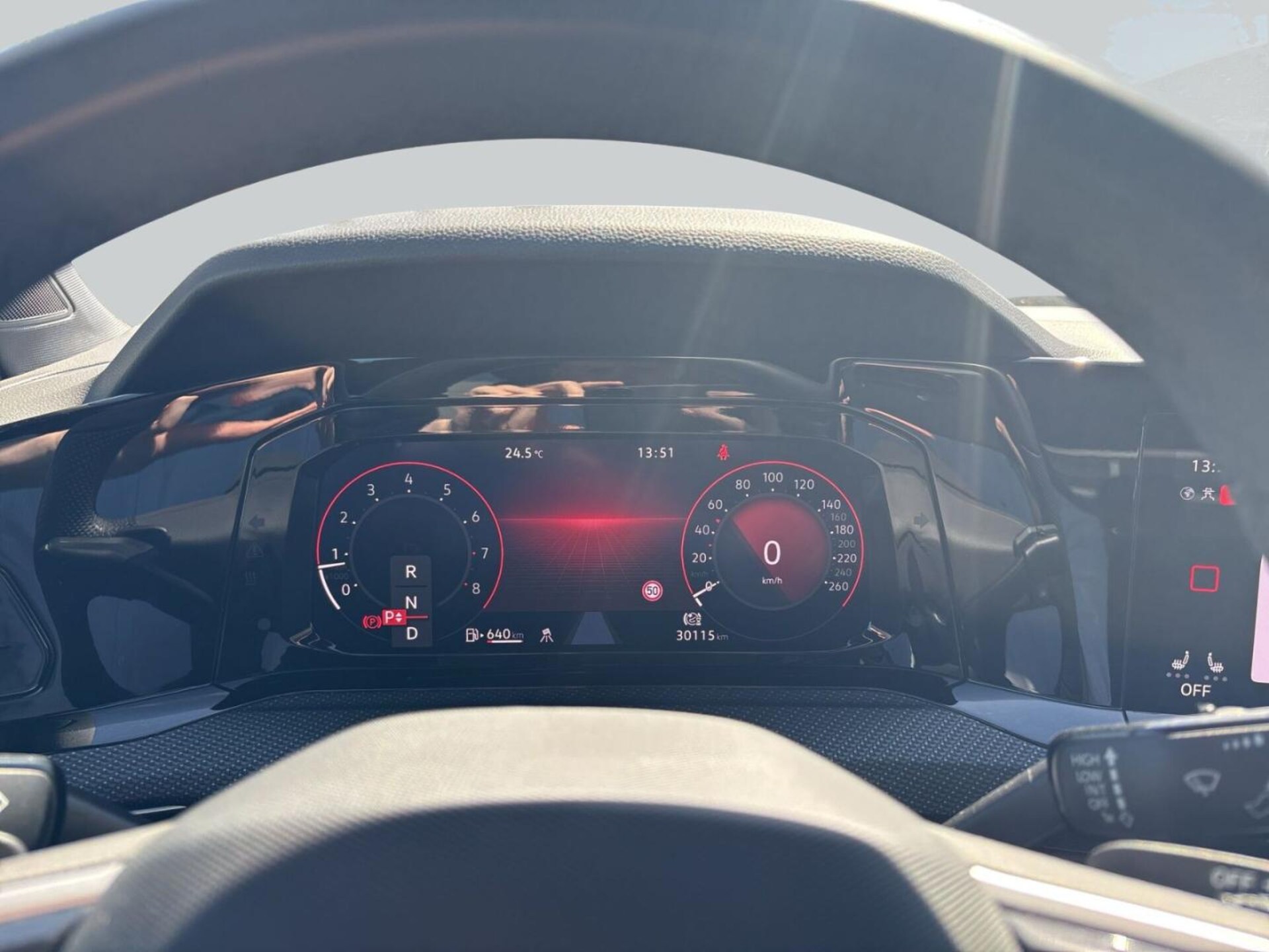Volkswagen Golf R-Line