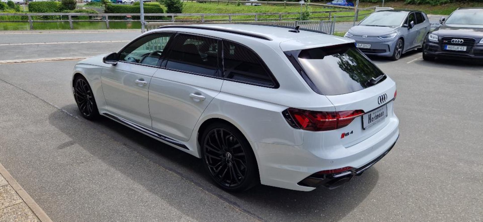 Audi RS 4 Avant