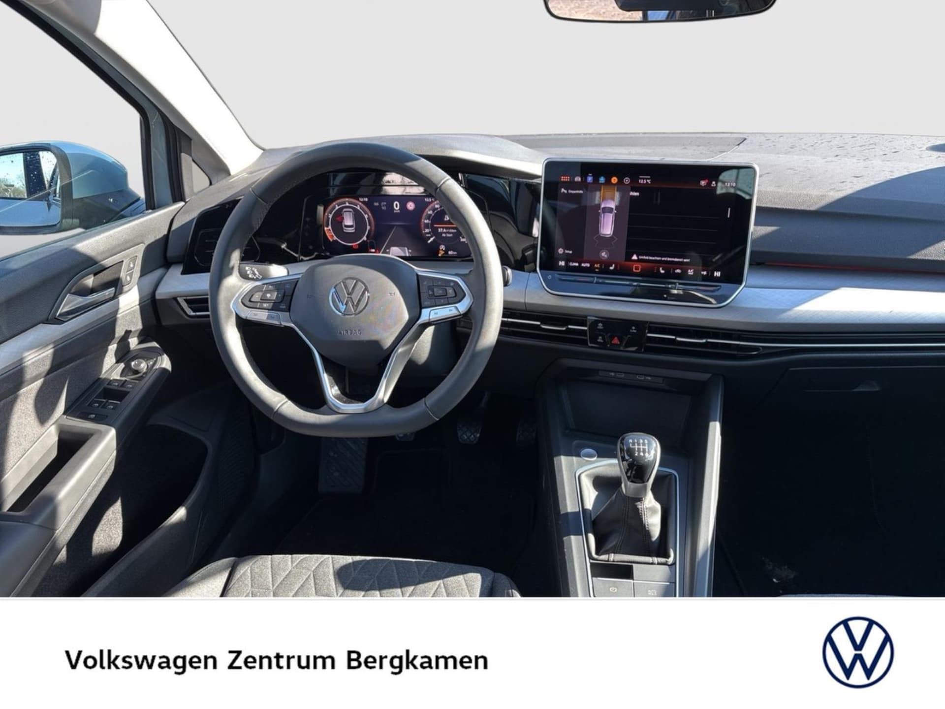 Volkswagen Golf Variant Life