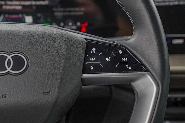 2025 Audi New Q5 Premium - Photo 13