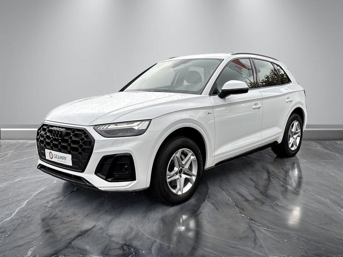 Bild über Audi Q5 40 TDI quattro 150 kW S tronic - für weitere Informationen kontaktieren Sie den Audi Partner