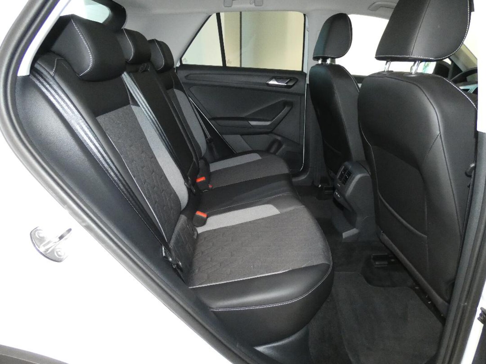 Volkswagen T-Roc – Bild 11