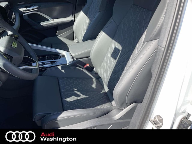 2026 Audi SQ5 Sportback Premium Plus - Photo 16