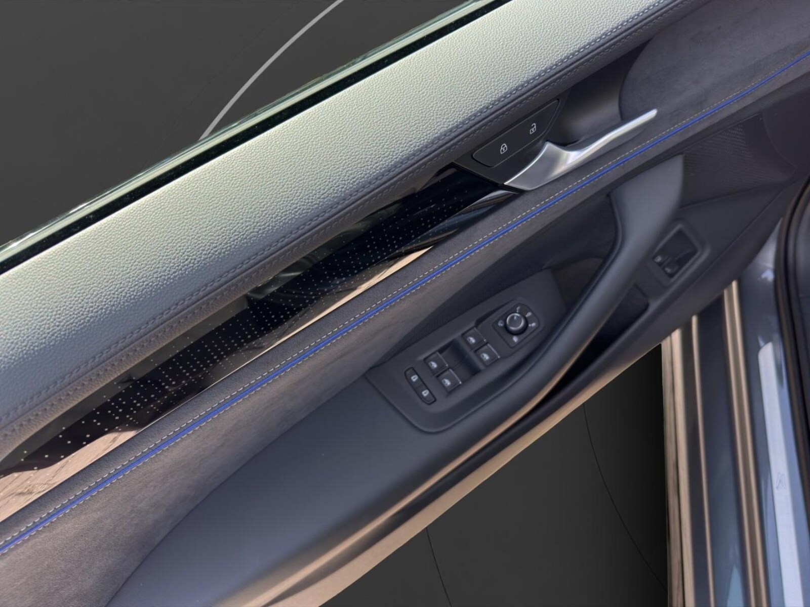 Volkswagen Passat – Bild 11