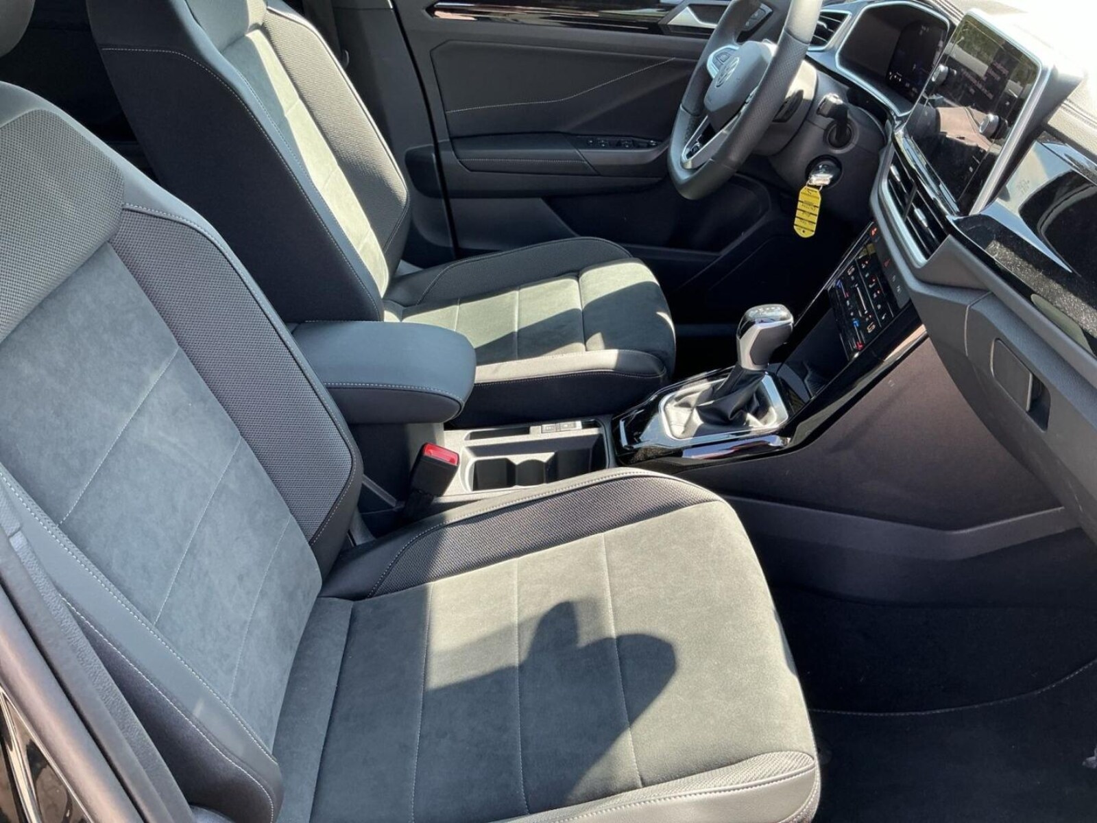 Volkswagen T-Roc – Bild 12
