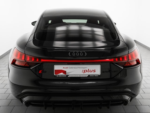Audi e-tron GT RS