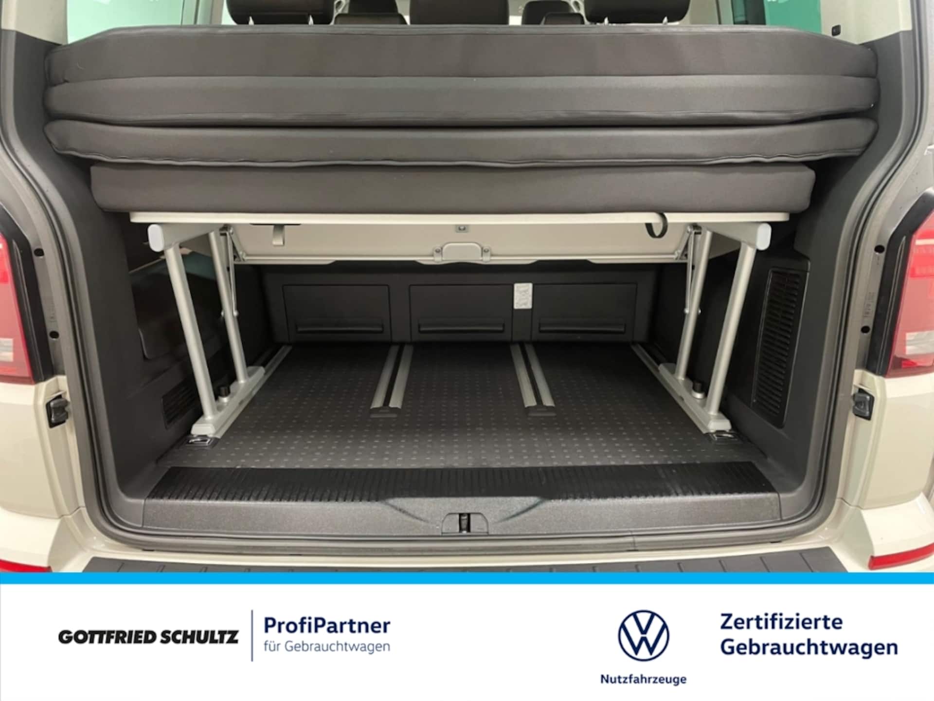 Volkswagen T6.1 California Beach