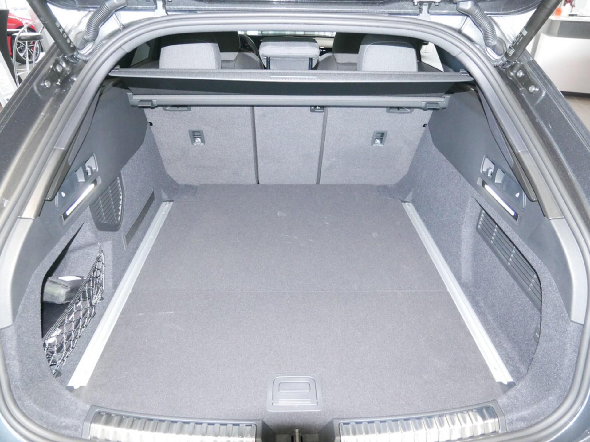 Audi A6 Avant edition one