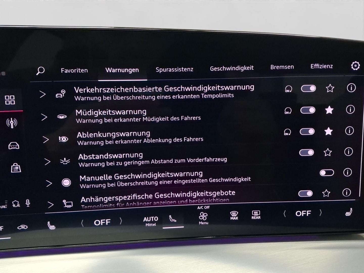 Bild über Audi Q5 SUV TDI quattro 150 kW S tronic - für weitere Informationen kontaktieren Sie den Audi Partner