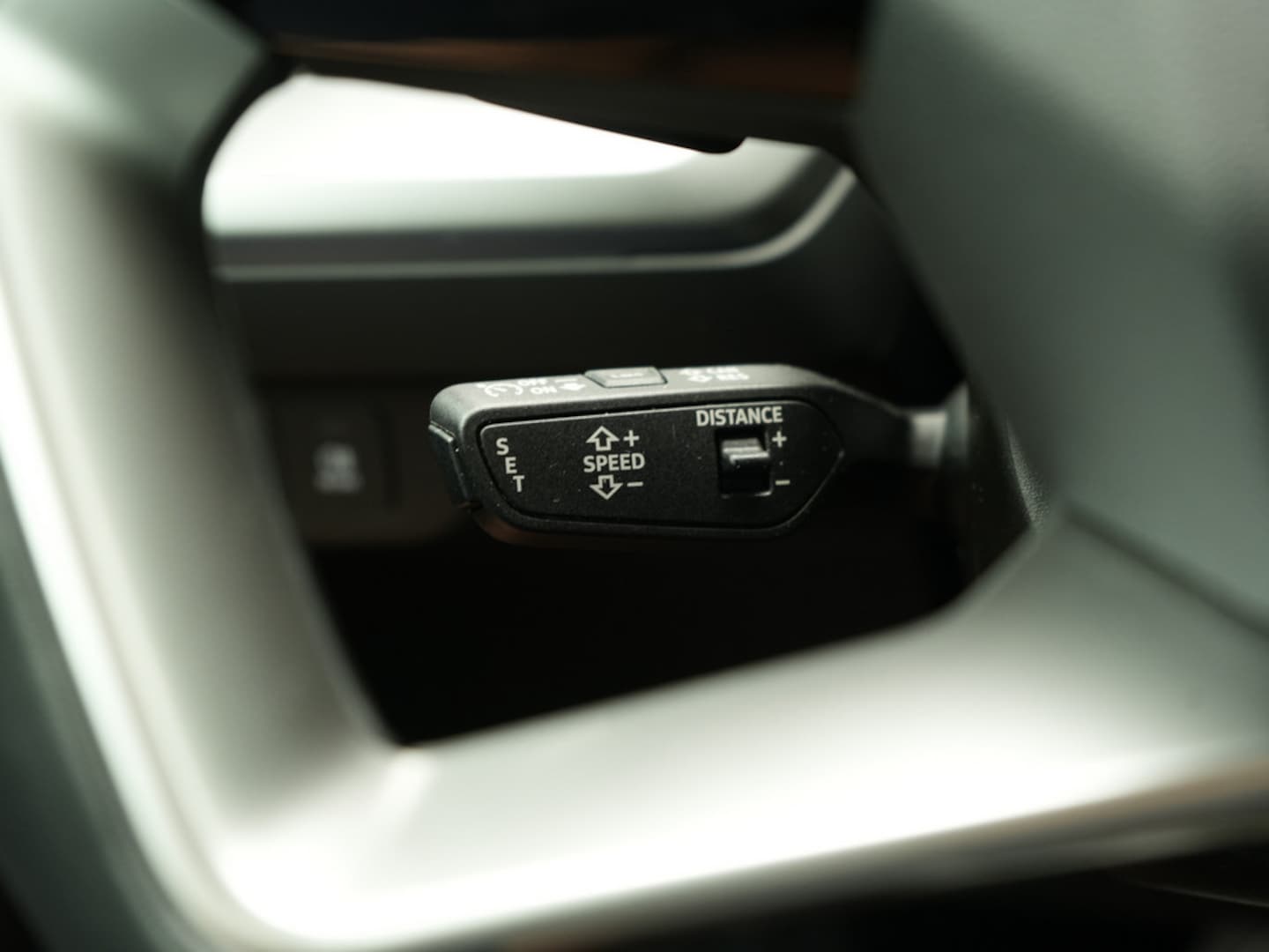 Bild über Audi Q4 e-tron 40 e-tron 150 kW - für weitere Informationen kontaktieren Sie den Audi Partner