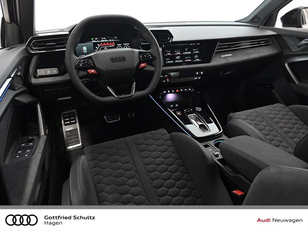 Image about Audi RS 3 Limousine TFSI quattro S tronic