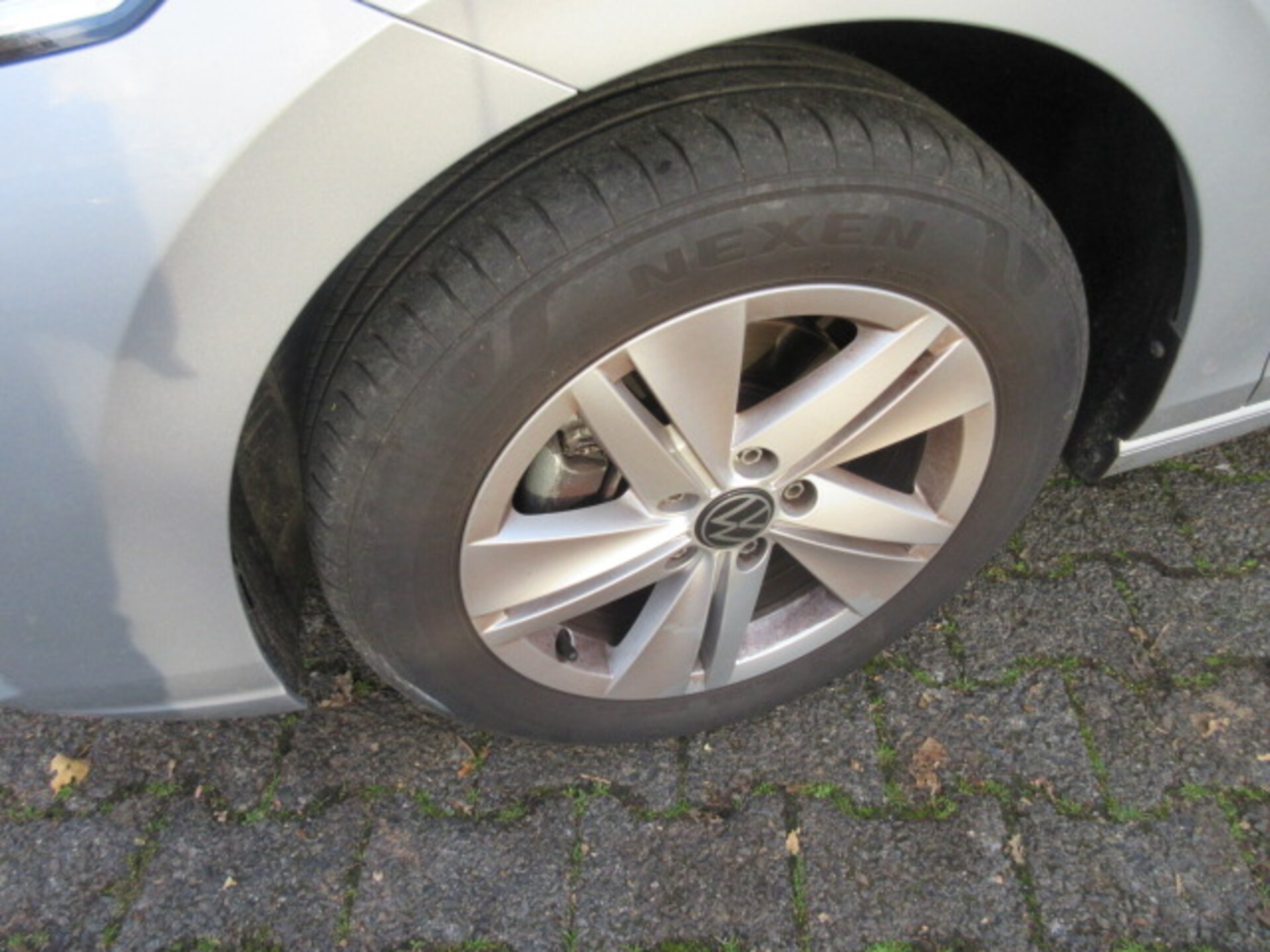 Volkswagen Golf Life
