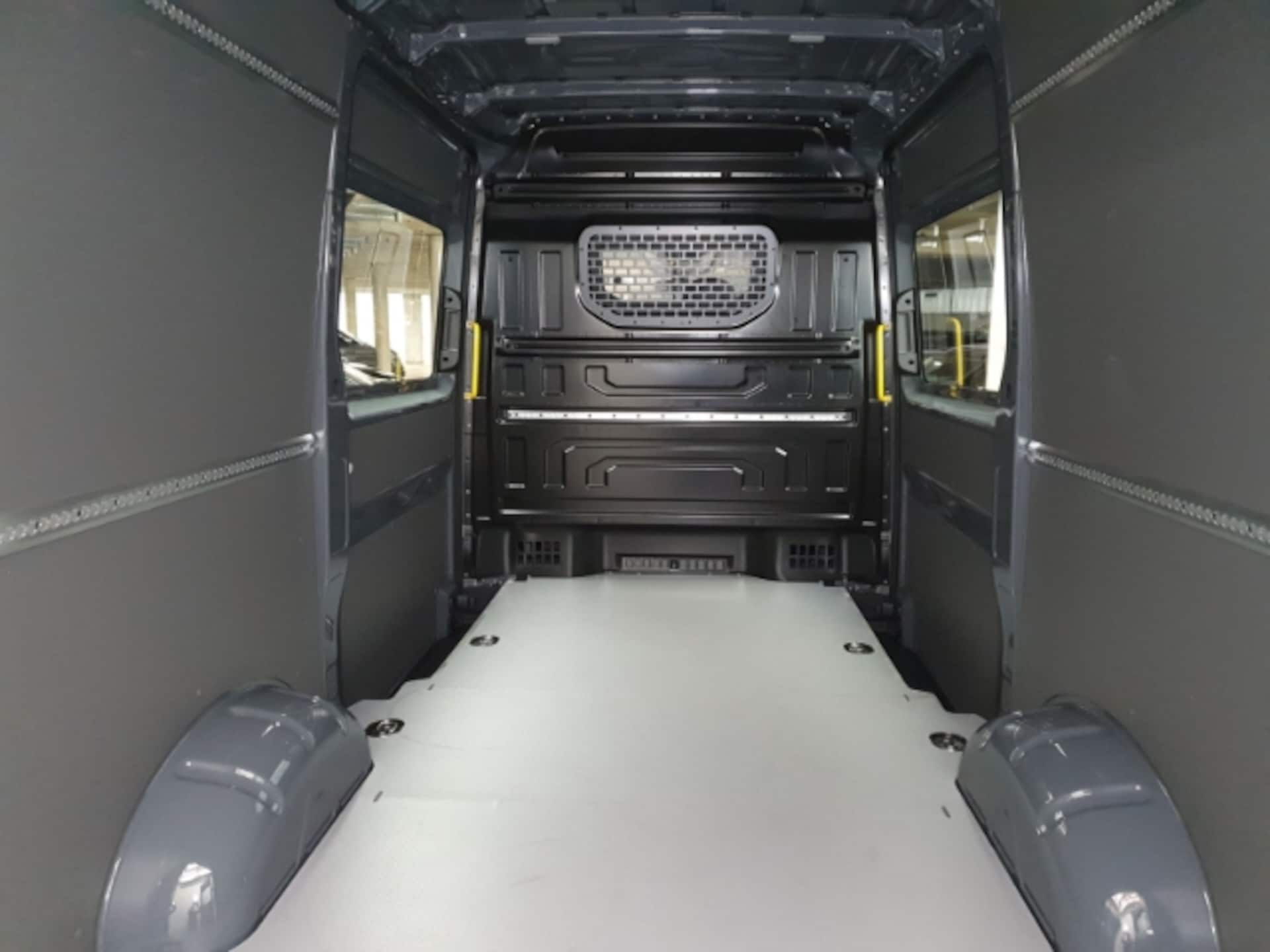 Volkswagen Crafter Kasten mittlerer Radstand