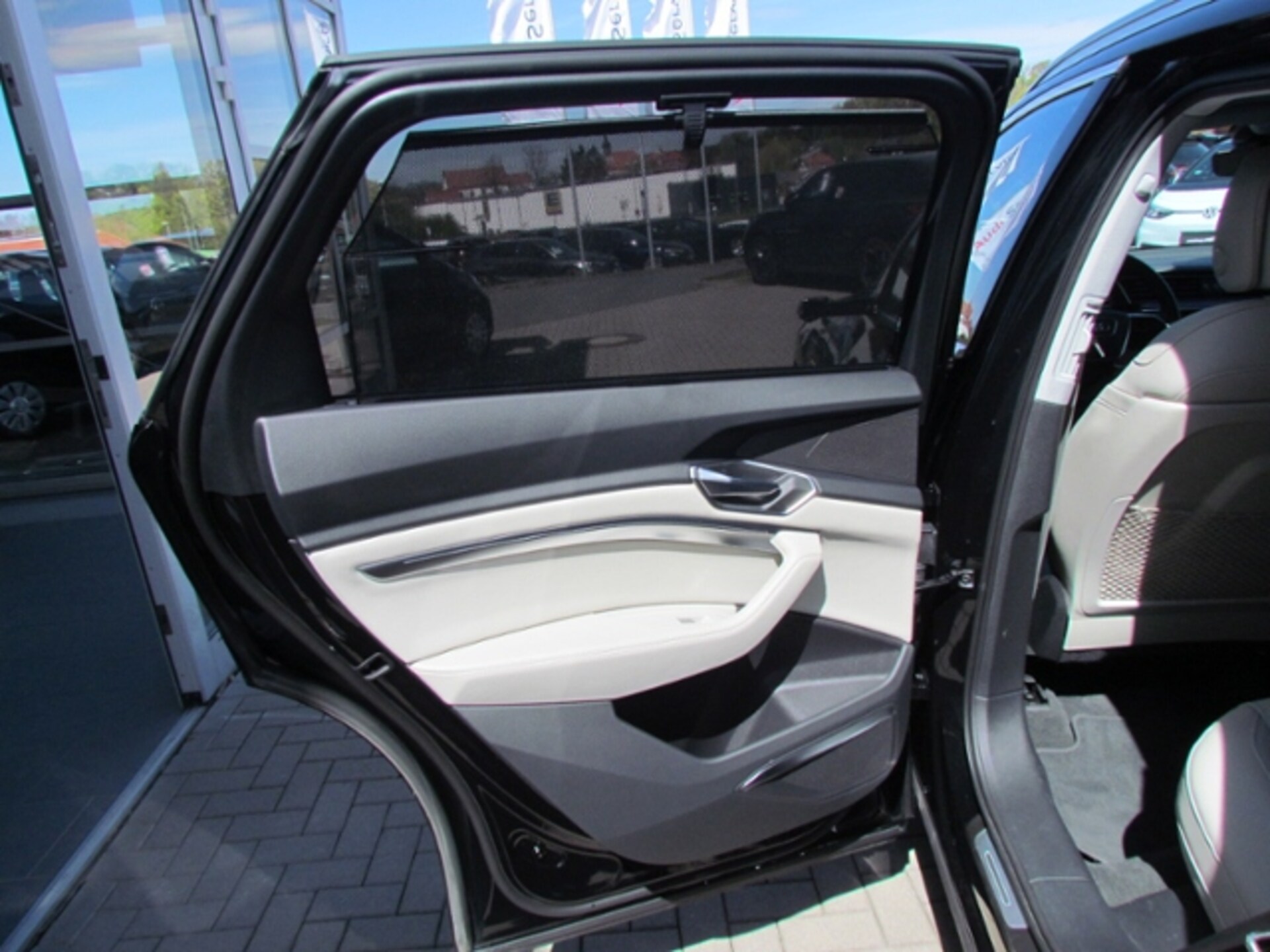 Audi e-tron advanced