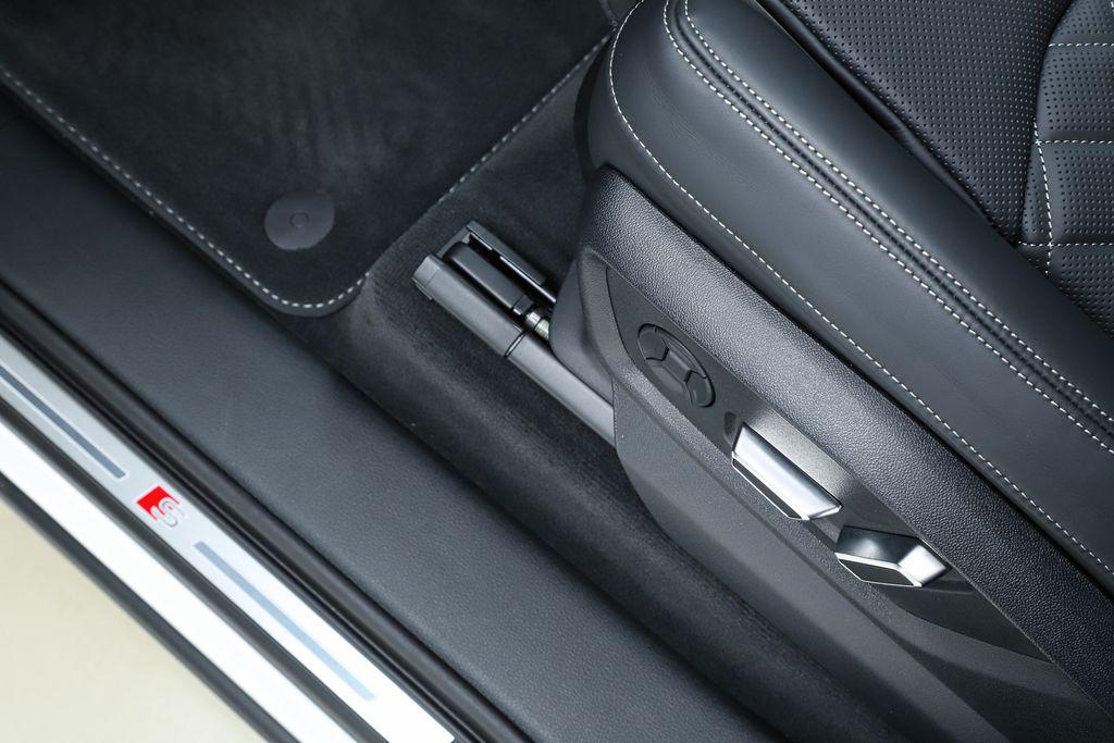 2026 Audi SQ7 Premium Plus - Photo 43