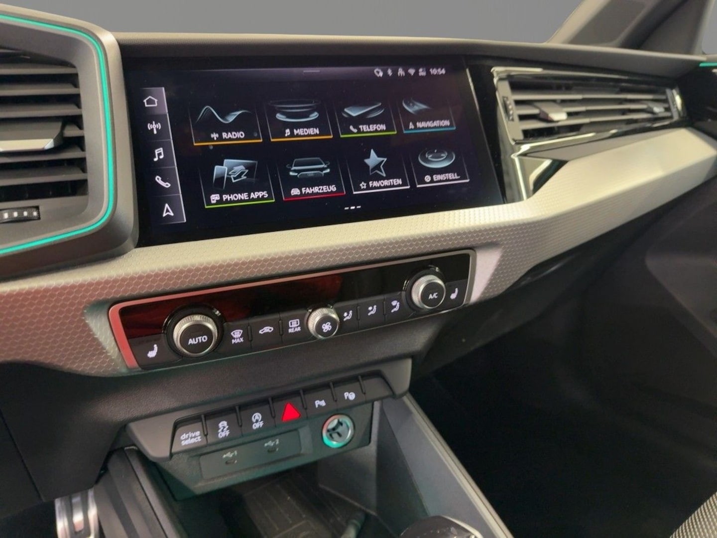 Bild über Audi A1 Sportback S line 40 TFSI S tronic - für weitere Informationen kontaktieren Sie den Audi Partner