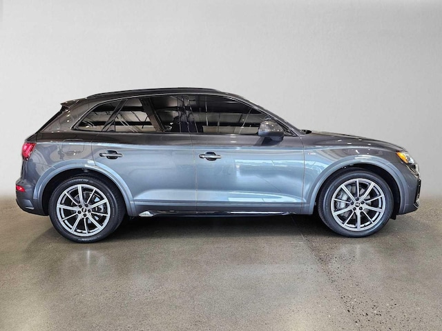 2023 Audi Q5 TFSI e