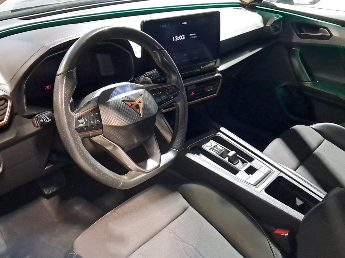 CUPRA Formentor 1.5 eTSI DSG 110 kW (150 CV) — photo 10