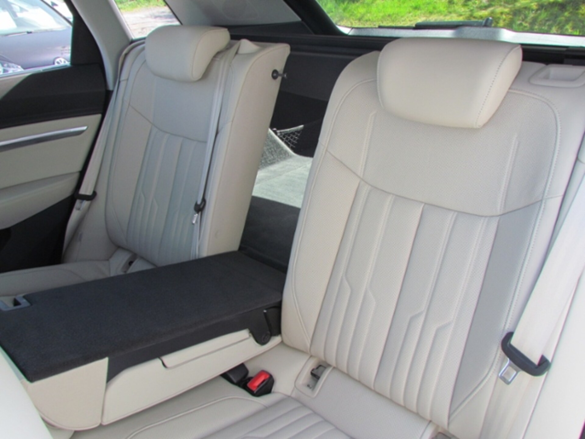 Audi e-tron advanced