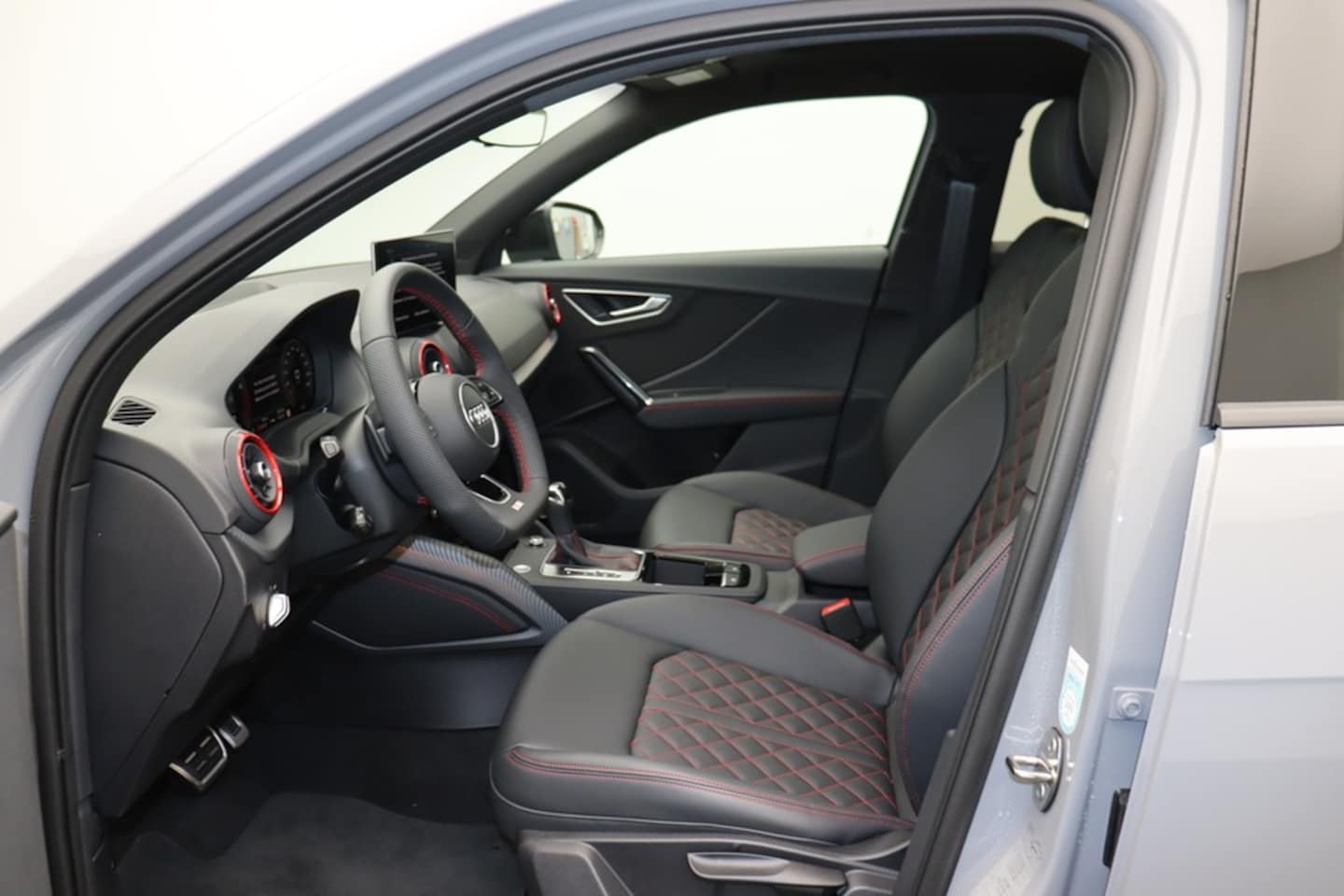 Bild über Audi Q2 S line 40 TFSI quattro S tronic - für weitere Informationen kontaktieren Sie den Audi Partner