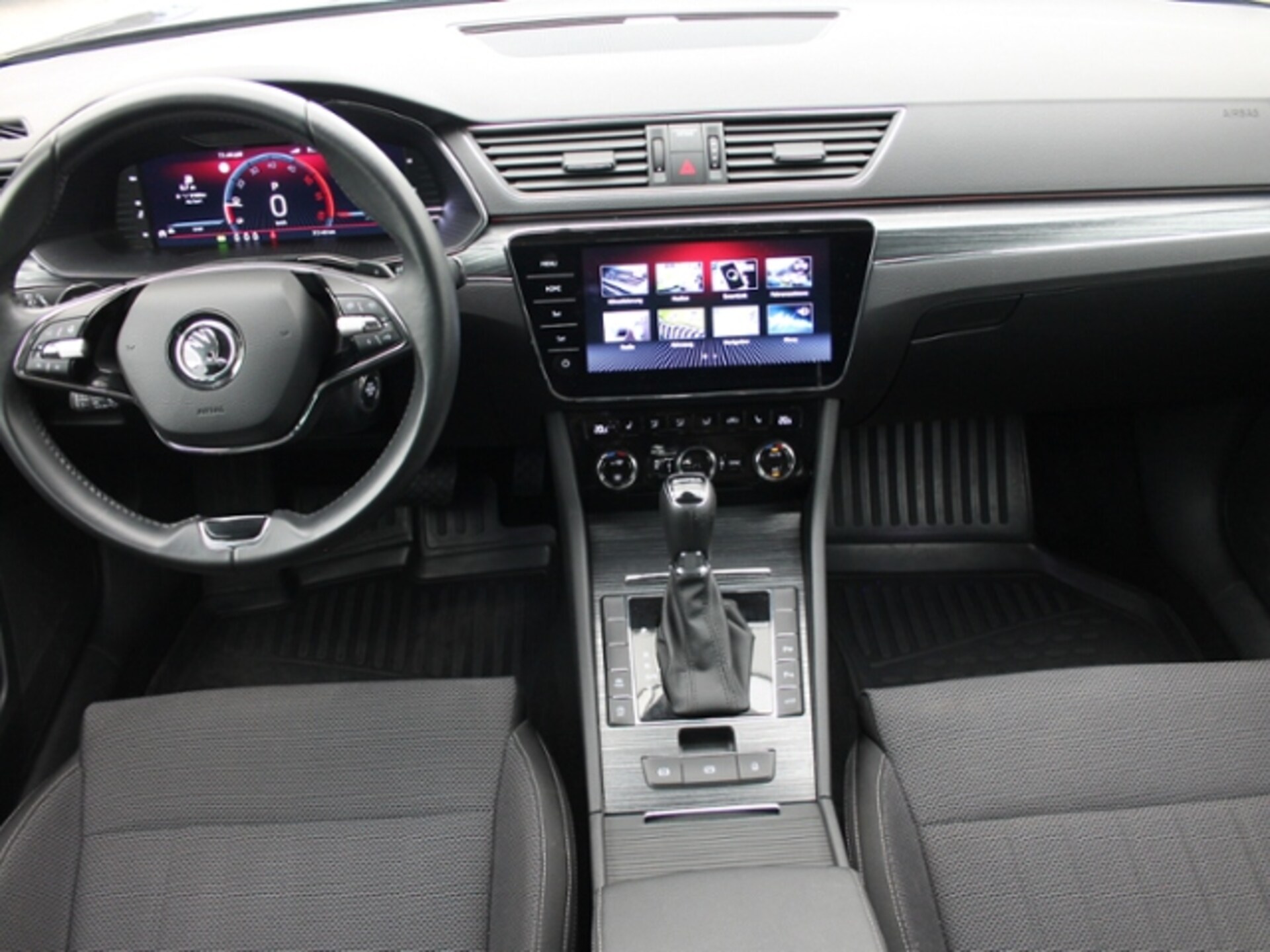 Skoda Superb Combi Style