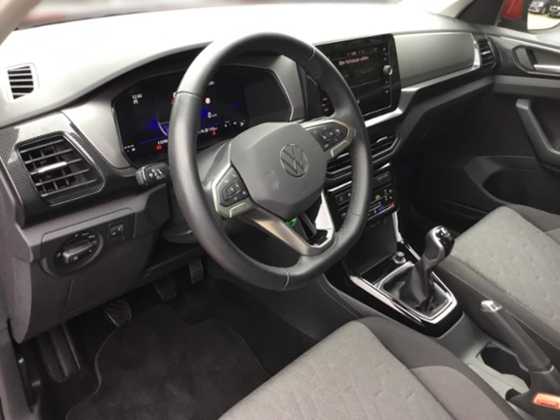 Volkswagen T-Cross Life