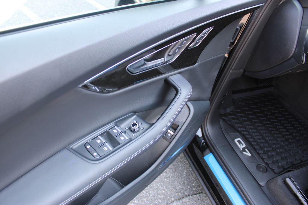 2025 Audi Q7 Premium Plus - Photo 29