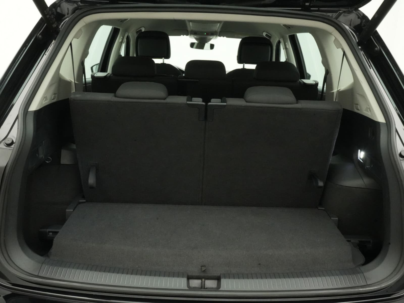Volkswagen Tiguan Allspace – Bild 18