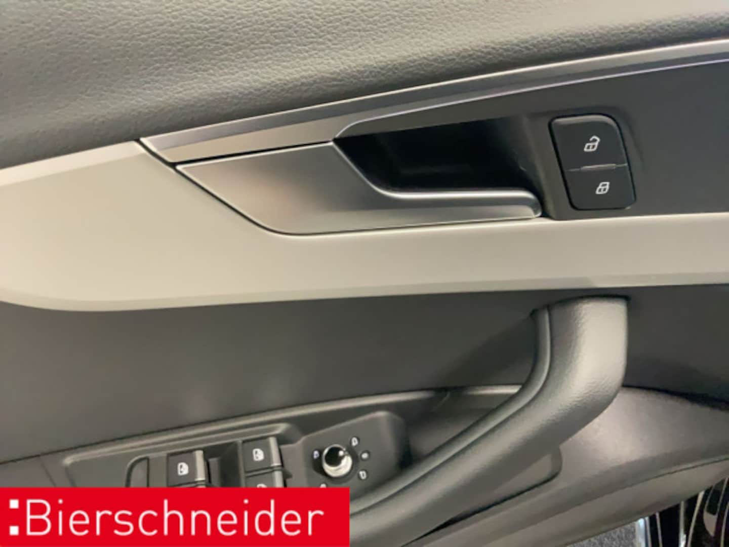 Bild über Audi A4 Avant S line 45 TFSI quattro S tronic - für weitere Informationen kontaktieren Sie den Audi Partner