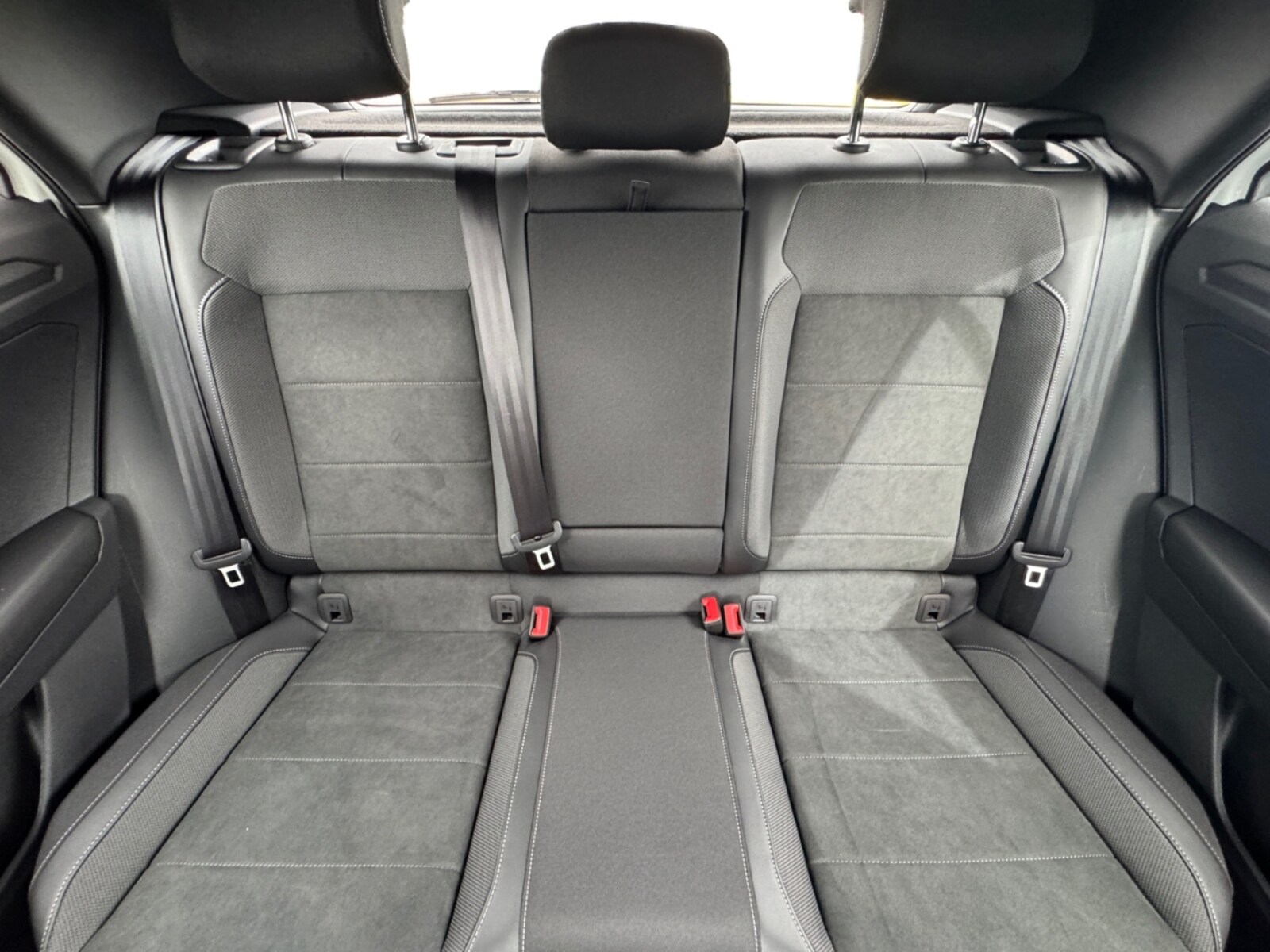Volkswagen T-Roc – Bild 13