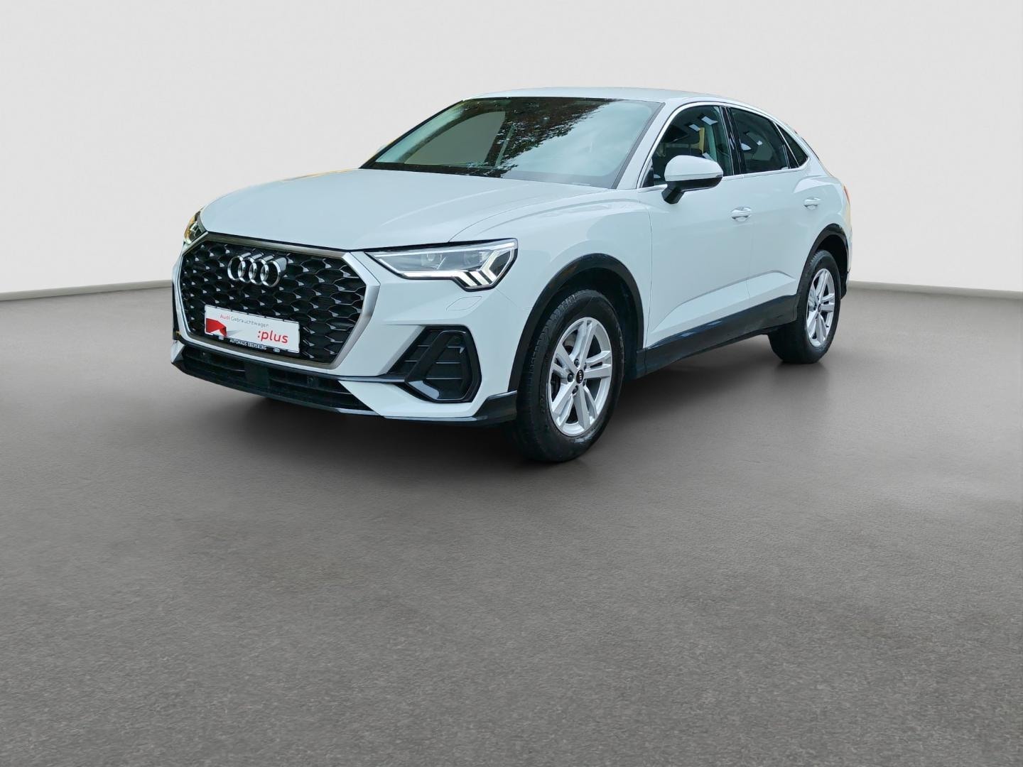 Bild über Audi Q3 Sportback 40 TDI quattro S tronic - für weitere Informationen kontaktieren Sie den Audi Partner