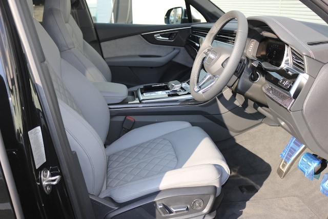 Audi SQ7 SQ7 TFSI 373(507) kW(PS) tiptronic for more details contact your dealer