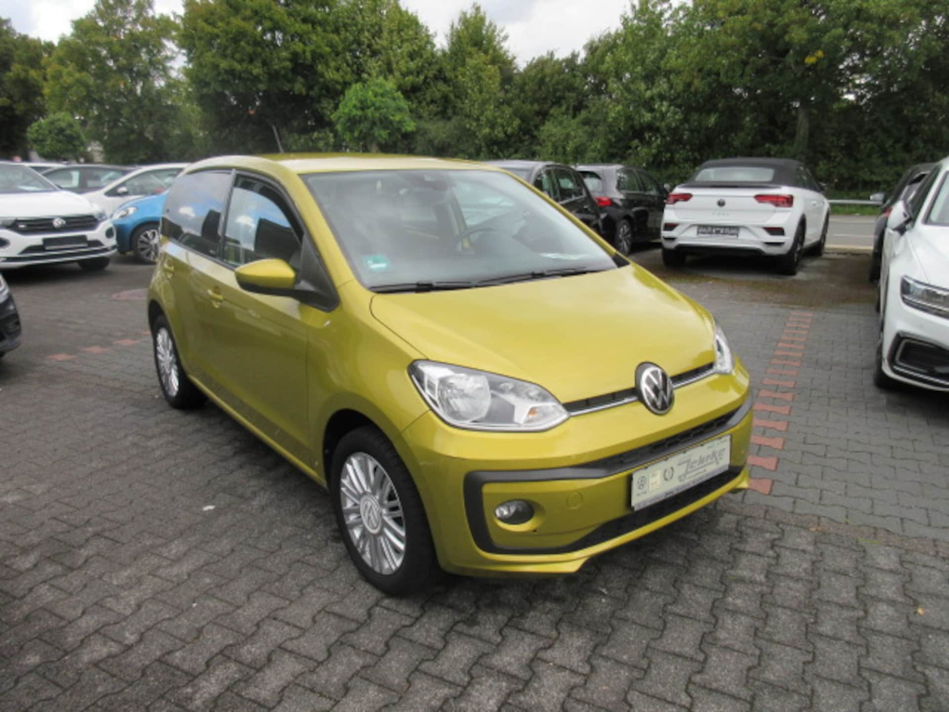 Volkswagen up! UNITED